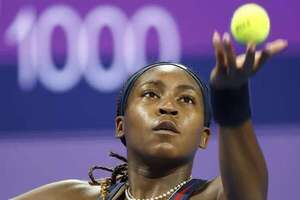 Gauff y Rybakina quedan eliminadas en Dubái, Swiatek pasa a semifinales - Tenis - ABC Color