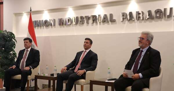 La Nación / Gremios empresariales valoran la gestión del presidente Santiago Peña