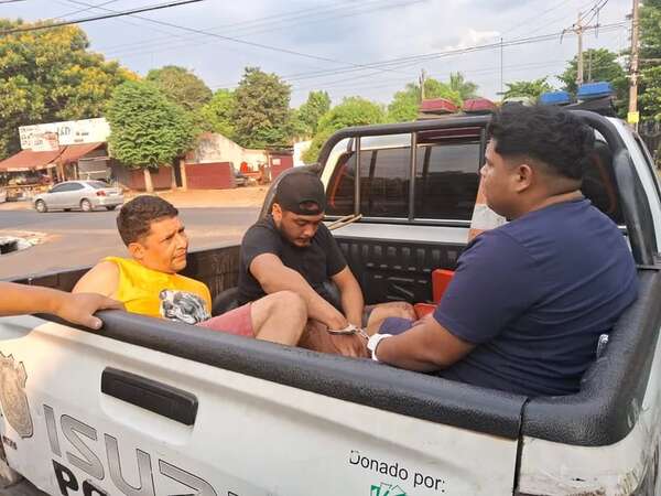 Policía detiene a gavilla de asaltantes de farmacias - Policiales - ABC Color