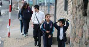 La Nación / Este viernes, 1.218.256 alumnos vuelven a las aulas