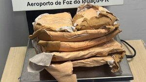 Paraguaya cae en el aeropuerto de Brasil con más de dos kilos de cocaína