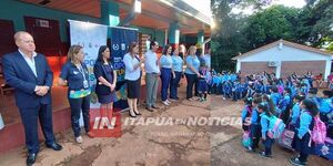 EL GOBERNADOR SE COMPROMETIÓ A TRABAJAR POR LA EDUCACIÓN EN ITAPÚA  - Itapúa Noticias