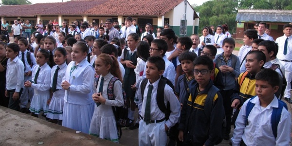 Se acabaron las vacaciones: Hoy se inician las clases en instituciones públicas de todo el país