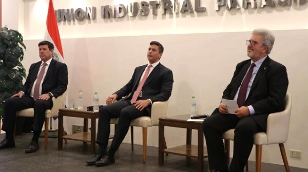 Gremios reclaman a Santi garantías jurídicas para captar grandes inversiones