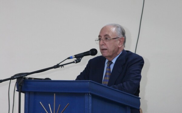 Sacerdote investigador de la educación paraguaya afirma que estamos desfasados - Portal Digital Cáritas Universidad Católica