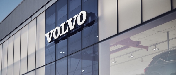Volvo Cars quiere distribuir entre sus accionistas el 62,7% de participaci贸n en Polestar - Revista PLUS