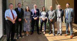 Canciller convocará a embajadores europeos que se reunieron con Kattya González - Política - ABC Color