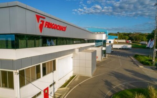 FRIGOCHACO embelleció escuelas y colegios distinguiéndose por su gran compromiso en lo social