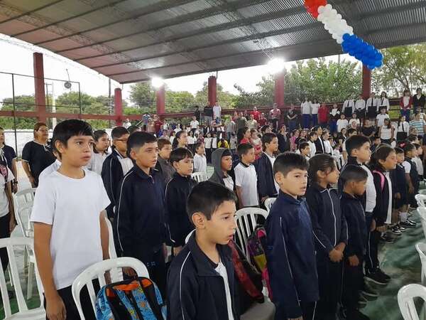 Unos 16.000 alumnos vuelven a clases en Ñeembucú - Nacionales - ABC Color
