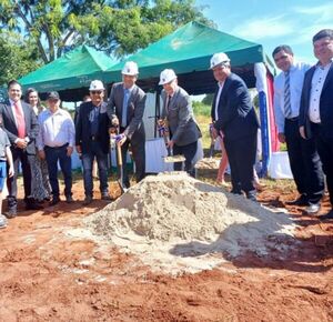 Ceremonia de palada inicial para futura sede del Juzgado de Paz de Karapa'i
