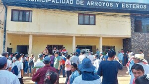 Arroyos y Esteros: Sube la tensión por la instalación de un vertedero