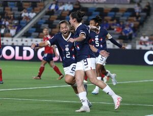 Paraguay femenino y una gran victoria ante Costa Rica: "Las chicas mostraron sus garras" · Radio Monumental 1080 AM