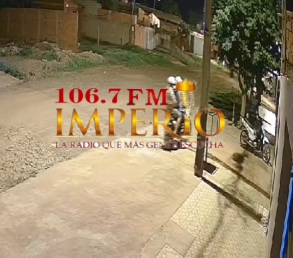 Motochorros apuñalan a un joven y le roban su motocicleta en barrio Obrero - Radio Imperio 106.7 FM