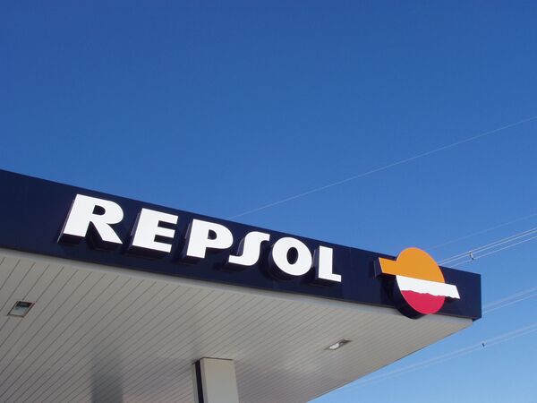 Repsol pide indemnizaci贸n de 197 millones d贸lares por derrame de petr贸leo en Per煤 en 2022 - Revista PLUS