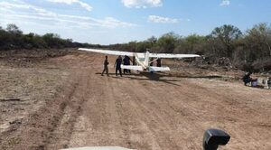 Allanan pista clandestina en el Chaco y detienen a varios extranjeros | 1000 Noticias