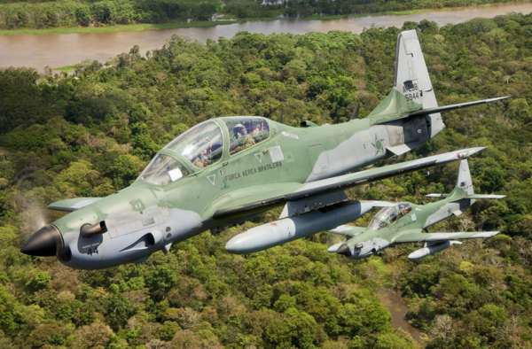 Compra de "paquete" de nuevos aviones demandaría un gasto de USD 121 millones - Megacadena - Diario Digital