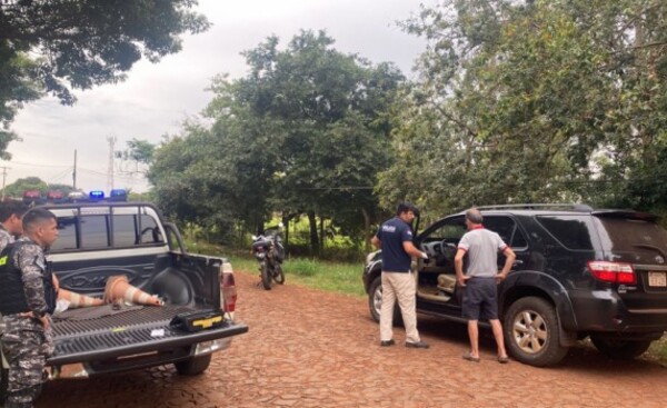 Toman de rehén a una familia y le roban dinero, joyas y una camioneta