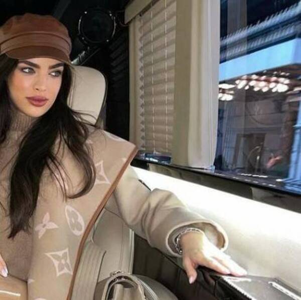 ¡Otro level! Nadia Ferreira se mueve en una verdadera máquina