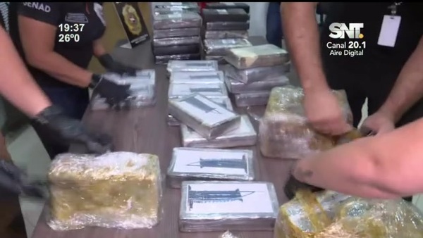 Incautan importante carga de cocaína - SNT