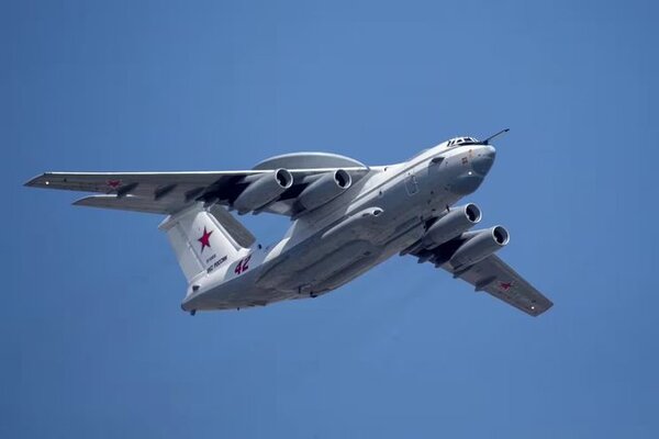 Ucrania derribó una aeronave militar espía rusa sobre el mar de Azov