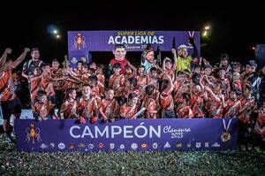 Una promesa a "Bruno Cañete": Academia de Fútbol cumplió 3 años y sigue creciendo
