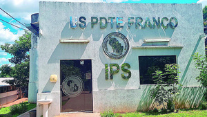 Cambian a directora del IPS de Presidente Franco - ADN Digital