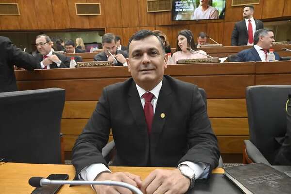 Fuerza Republicana se reafirma que está contra la figura de la reelección en la Constitución - Política - ABC Color