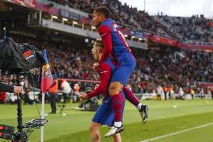 El Barcelona de Xavi por fin deja de sufrir - Fútbol Internacional - ABC Color