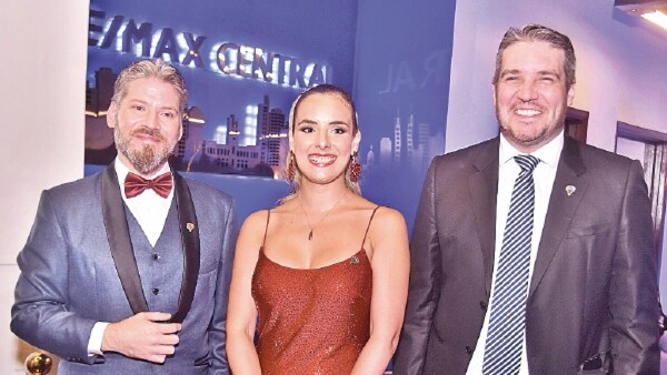 Nueva oficina de RE/MAX Central