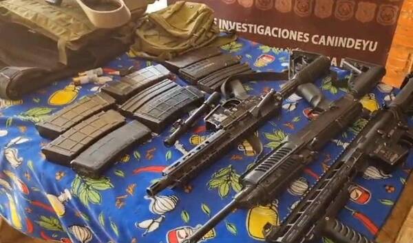 Polis pillaron armas como para Rambo se “relama” y detuvieron a un fulano