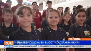 El presidente Santiago Peña visitó el Departamento de Misiones para inaugurar el año lectivo 2024
