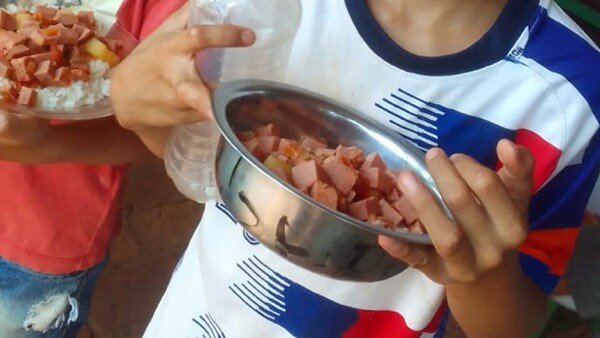 DNIT dona alimentos para ollas populares en Concepción