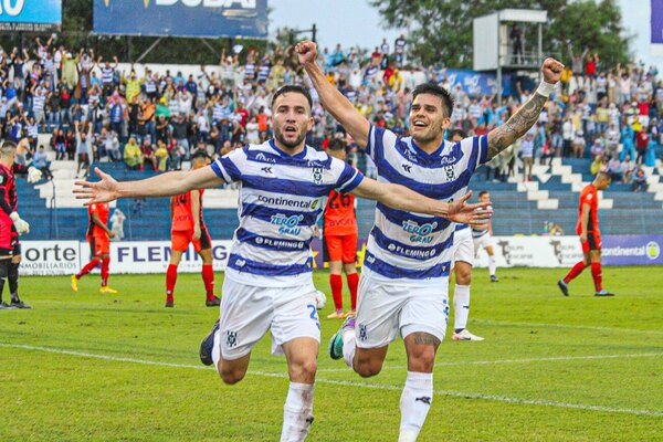 Versus / ¡Manda en casa! 2 de Mayo borró a Nacional y se acerca a la punta