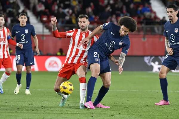El Atlético Madrid se estanca en Almería - Fútbol Internacional - ABC Color