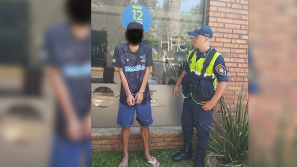 Sorprenden a presunto ladrón sup. intentando hurtar en un club de pádel en Encarnación