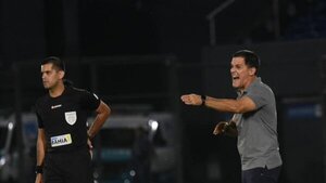 Víctor Bernay, con preocupación grande por la falta de gol de Cerro