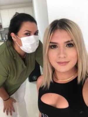 Lilian Ruíz le regaló una retoque a su ahijada, Nicol Di Prattez