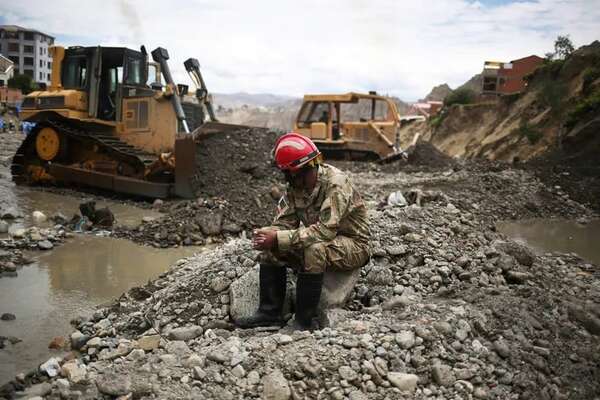 Crecidas de ríos en al menos cuatro regiones de Bolivia dejan destrozos y preocupación - Mundo - ABC Color