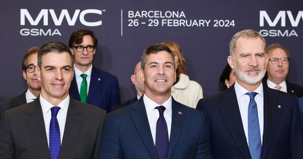 La Nación / Peña realza congreso tecnológico junto a autoridades españolas