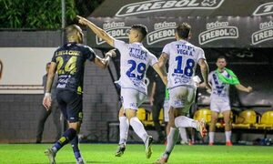 Ameliano gana, se acerca al Top 3 y ahonda la crisis de Trinidense