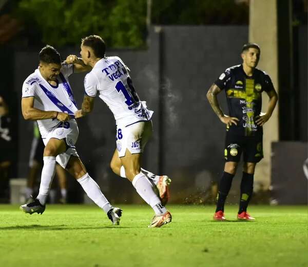 Torneo Apertura: Otro golpe a Trinidense - Fútbol - ABC Color