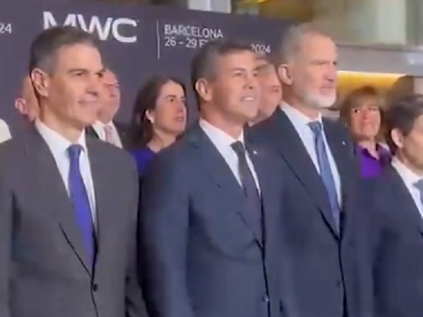 Presidente comenzó a desarrollar agenda apretada en España - La Tribuna