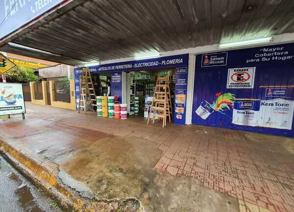 MALVIVIENTES HURTARON EN COMERCIO EN PLENO CENTRO DE ENCARNACIÓN - Itapúa Noticias