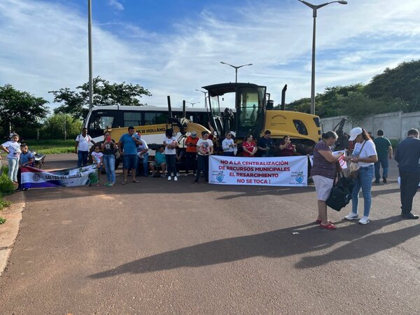 Bloquean entrada y salida a la ciudad de Salto del Guairá - Portal Digital Cáritas Universidad Católica