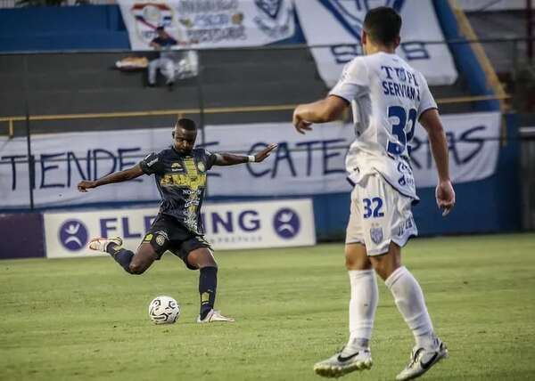 Carlos Ordóñez: “Satisfecho por el trabajo a pesar del resultado” - Fútbol - ABC Color