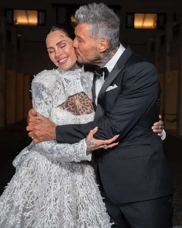 Te mostramos las fotos de la boda de la hija de Marcelo Tinelli - Gente - ABC Color