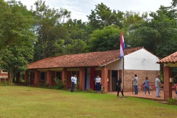 AMENAZÓ A PROFESORES PORQUE SU “FEBRERISTA” NO PASÓ DE GRADO