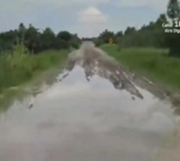 Una ambulancia con un paciente quedó varada en Toro Pampa  - Paraguay.com