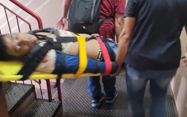 Trabajador cae de edificio céntrico de CDE