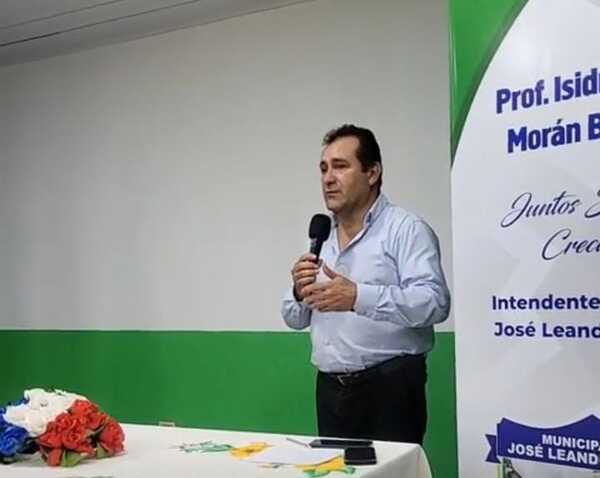 Transparencia y compromiso: Intendente de José Leandro Oviedo rinde cuentas a la ciudadanía
